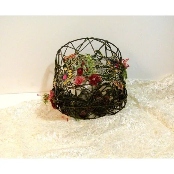 Enchanted Woodland Basket - Picture 6 of 8